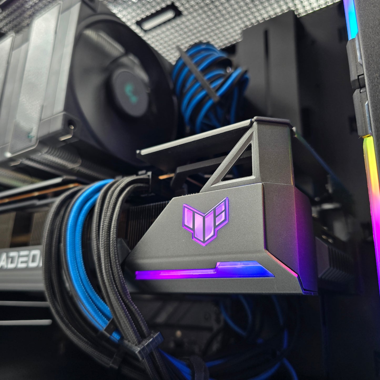 RX 7900XTX, Ryzen 9 7900X, 32GB DDR5, 2TB, Pre-Owned Gaming PC