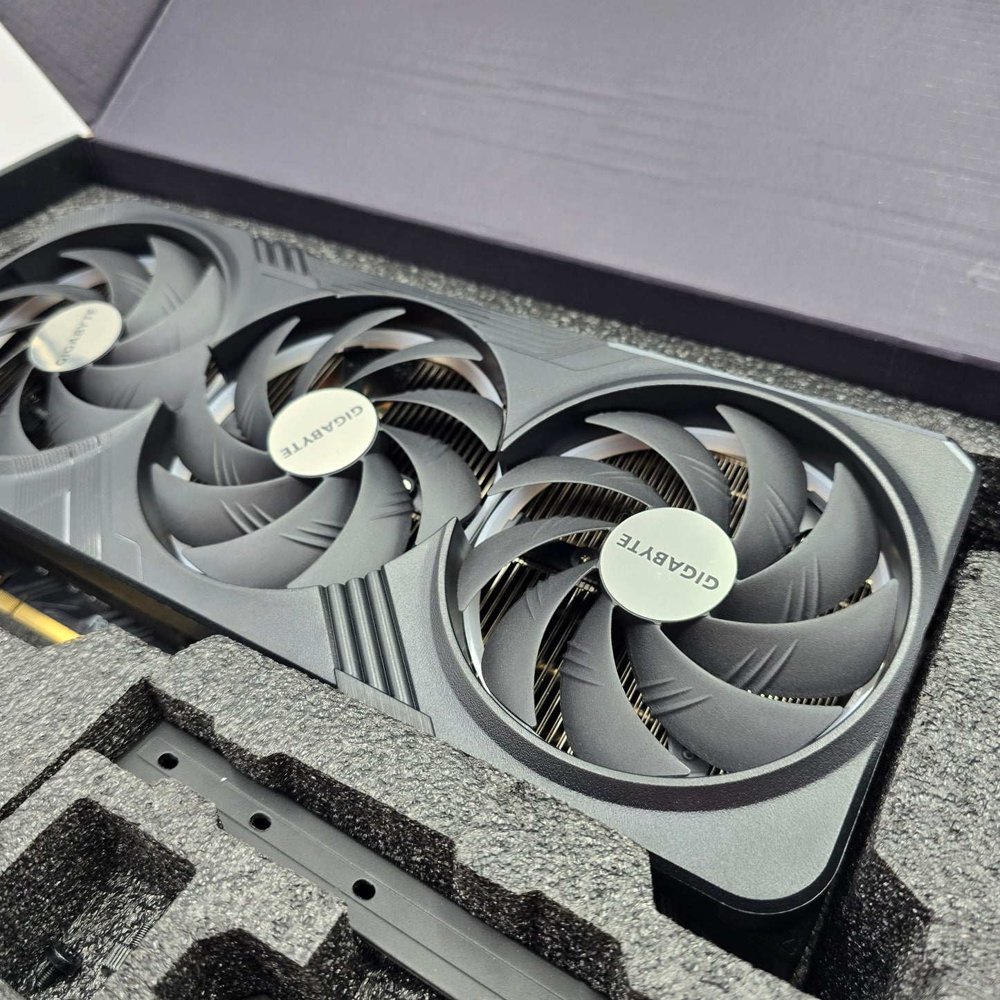 RTX 4090 Gigabyte Gaming OC 24GB, NVIDIA Gaming Graphics Card