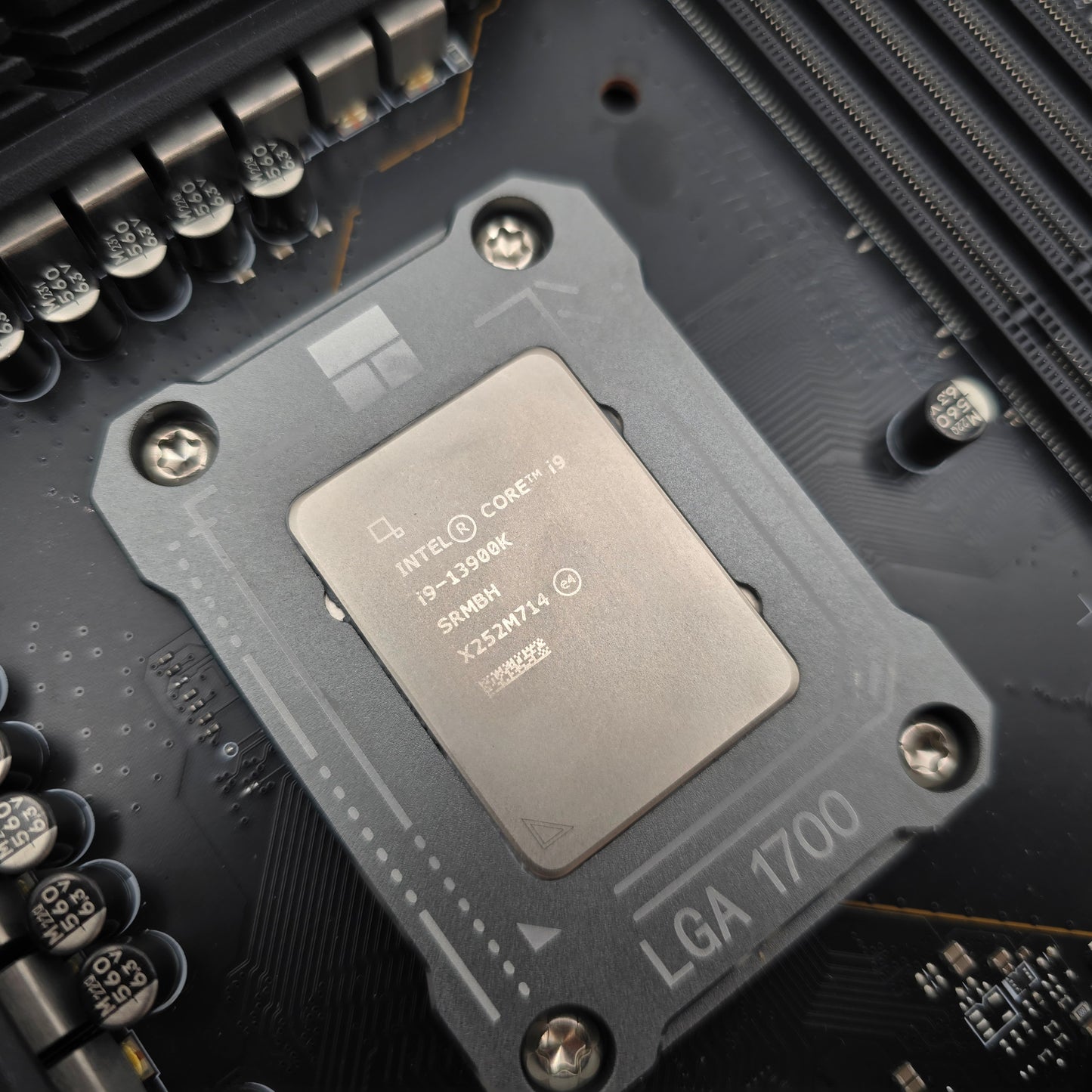Intel i9-13900K, MSI Z690 CARBON WiFi MPG DDR5, LGA 1700 Intel Motherboard+CPU Combo