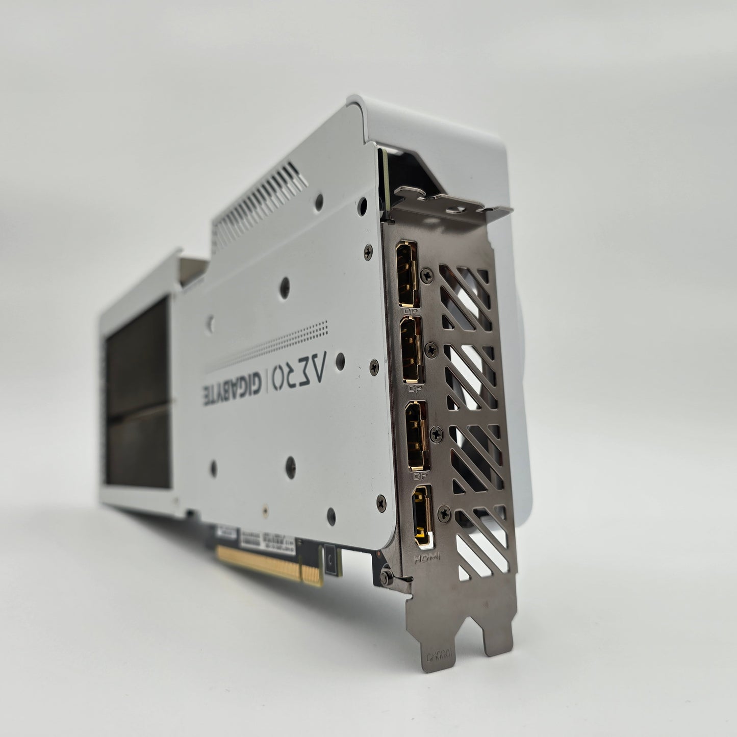 RTX 4070Ti Gigabyte Aero OC 12GB White, NVIDIA Gaming Graphics Card
