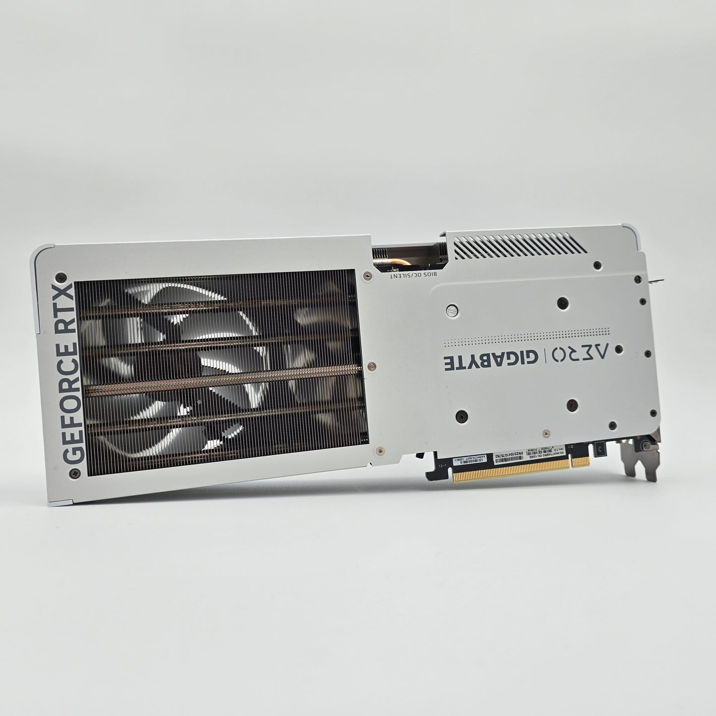 RTX 4070Ti Gigabyte Aero OC 12GB White, NVIDIA Gaming Graphics Card