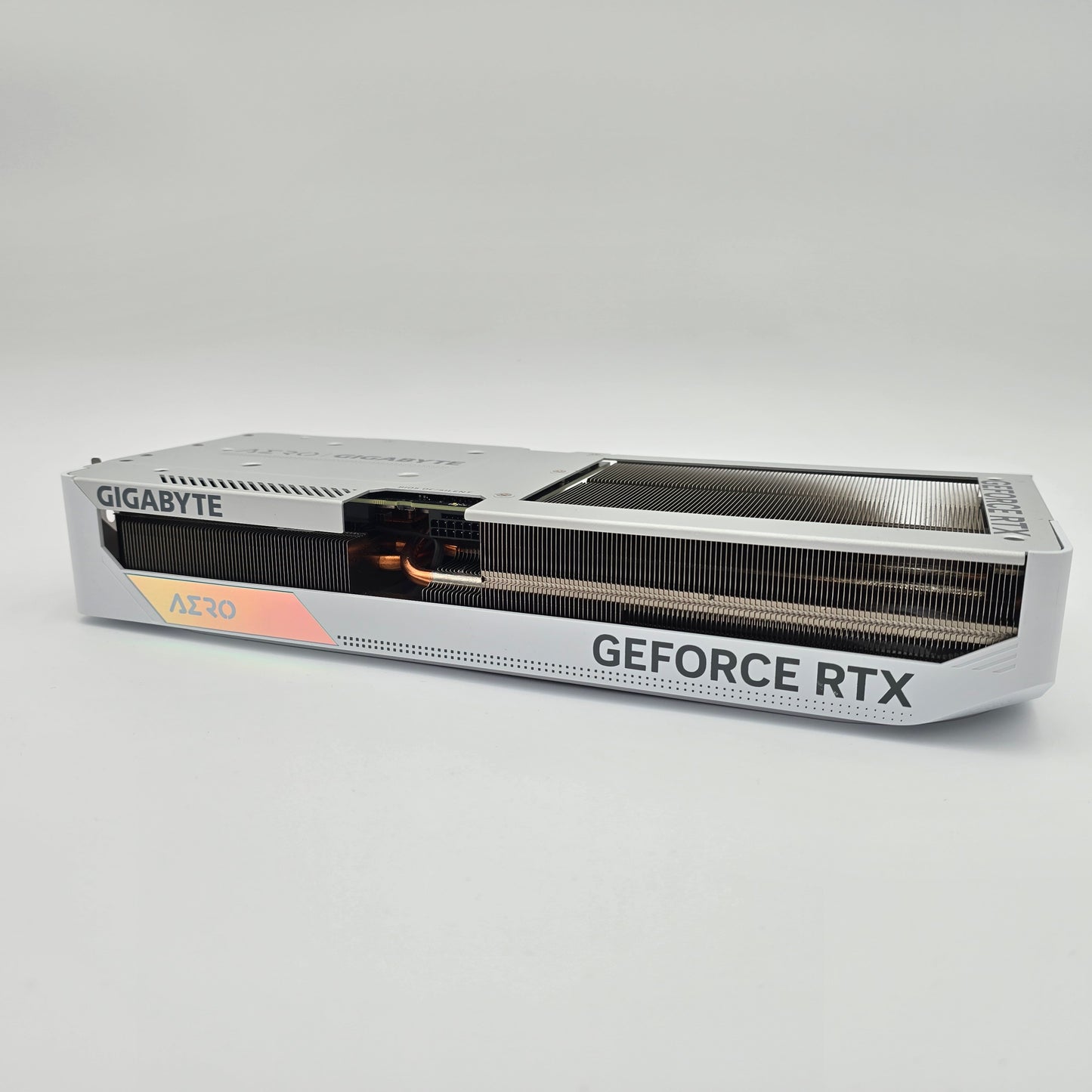 RTX 4070Ti Gigabyte Aero OC 12GB White, NVIDIA Gaming Graphics Card