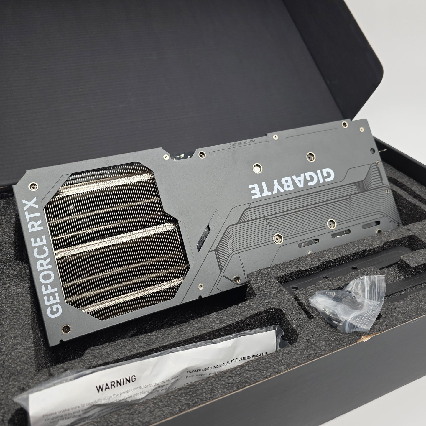 RTX 4090 GIGABYTE GAMING OC 24GB, NVIDIA Gaming Graphics Card GPU