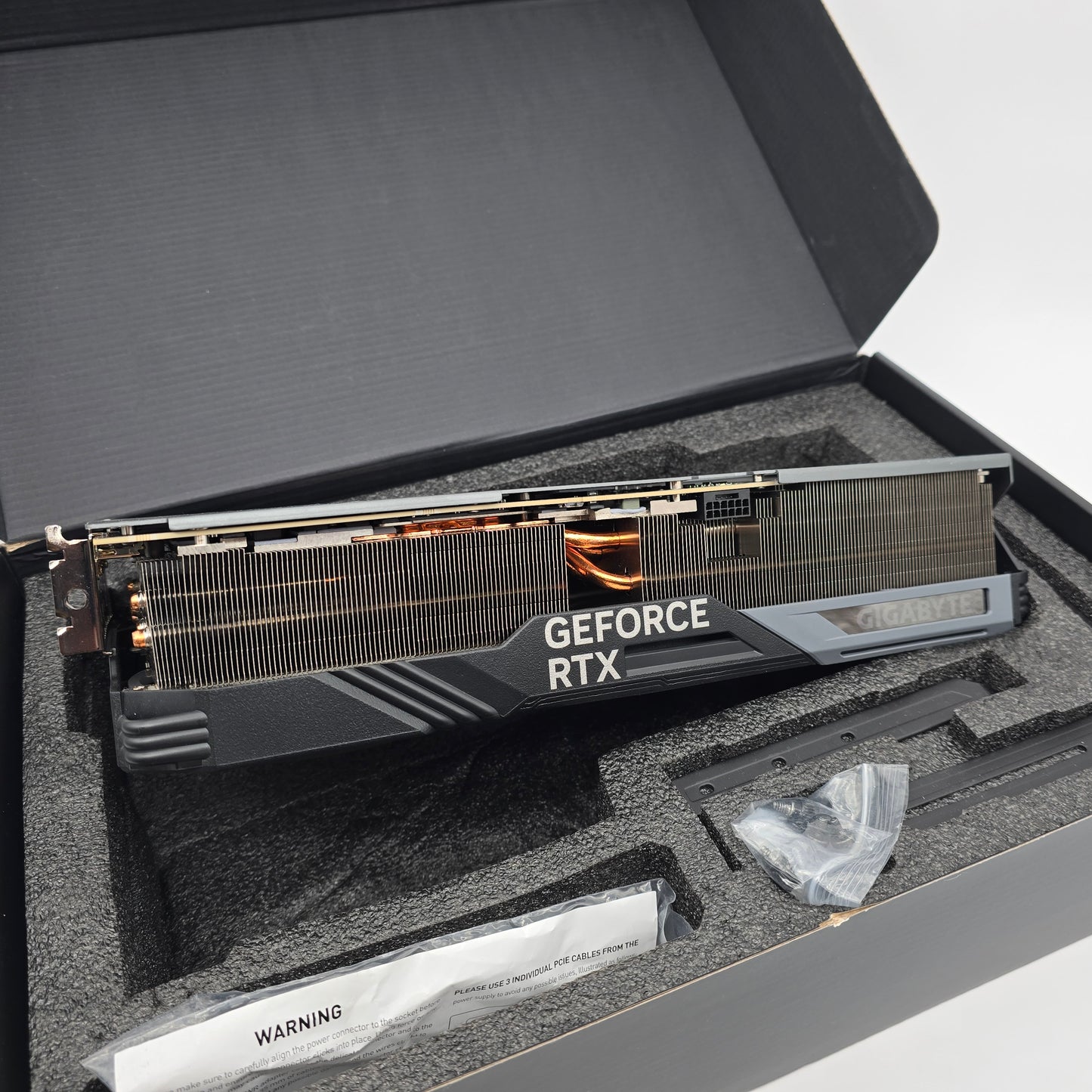 RTX 4090 GIGABYTE GAMING OC 24GB, NVIDIA Gaming Graphics Card GPU