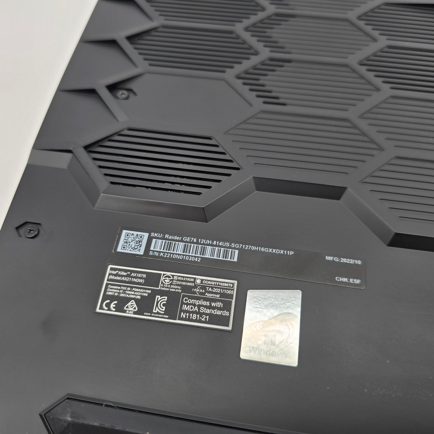 MSI Raider GE76, RTX 3080, Intel i7-12700H, 32GB RAM, 2.5TB NVMe SSD, 17.3" 144Hz Gaming Laptop