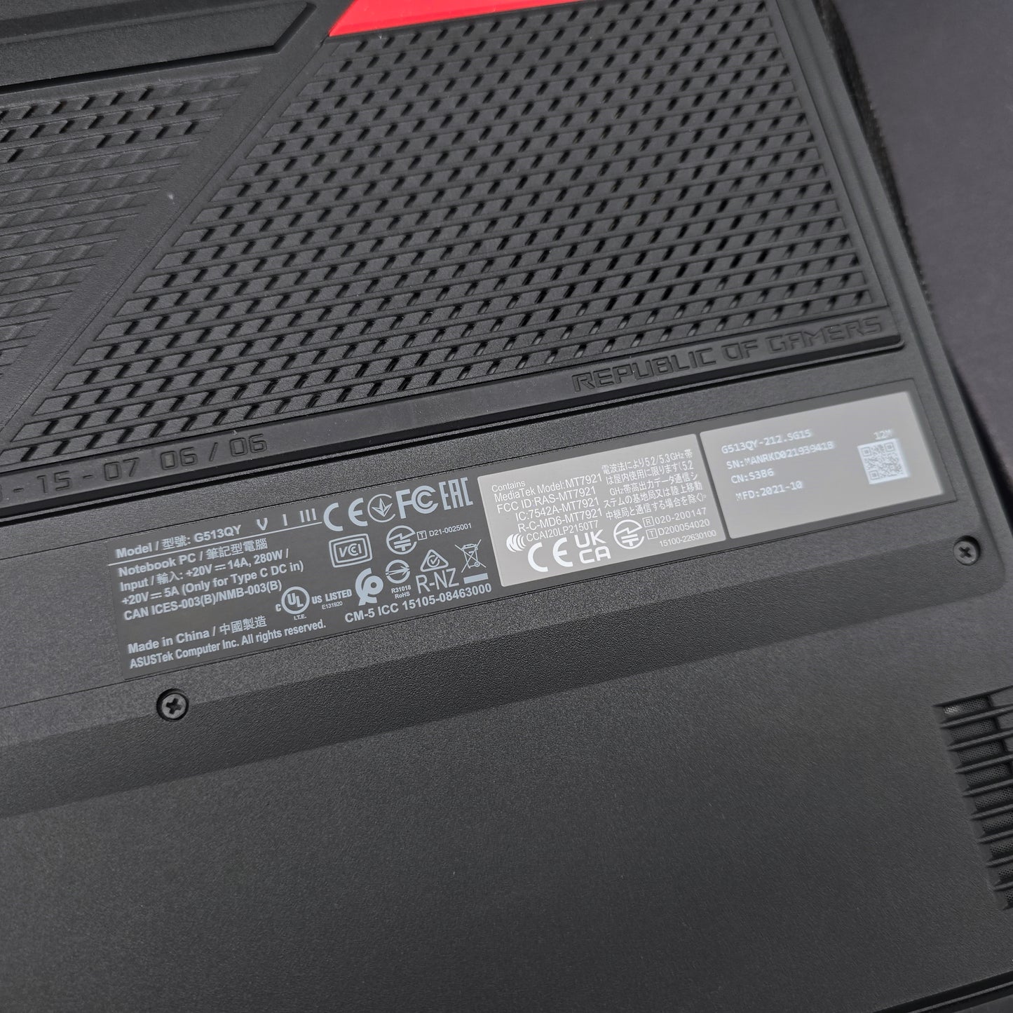 ASUS ROG Strix G15 Advantage Edition, Ryzen 9 5900HX, 16GB RAM, RX 6800M, 300Hz, Gaming Laptop