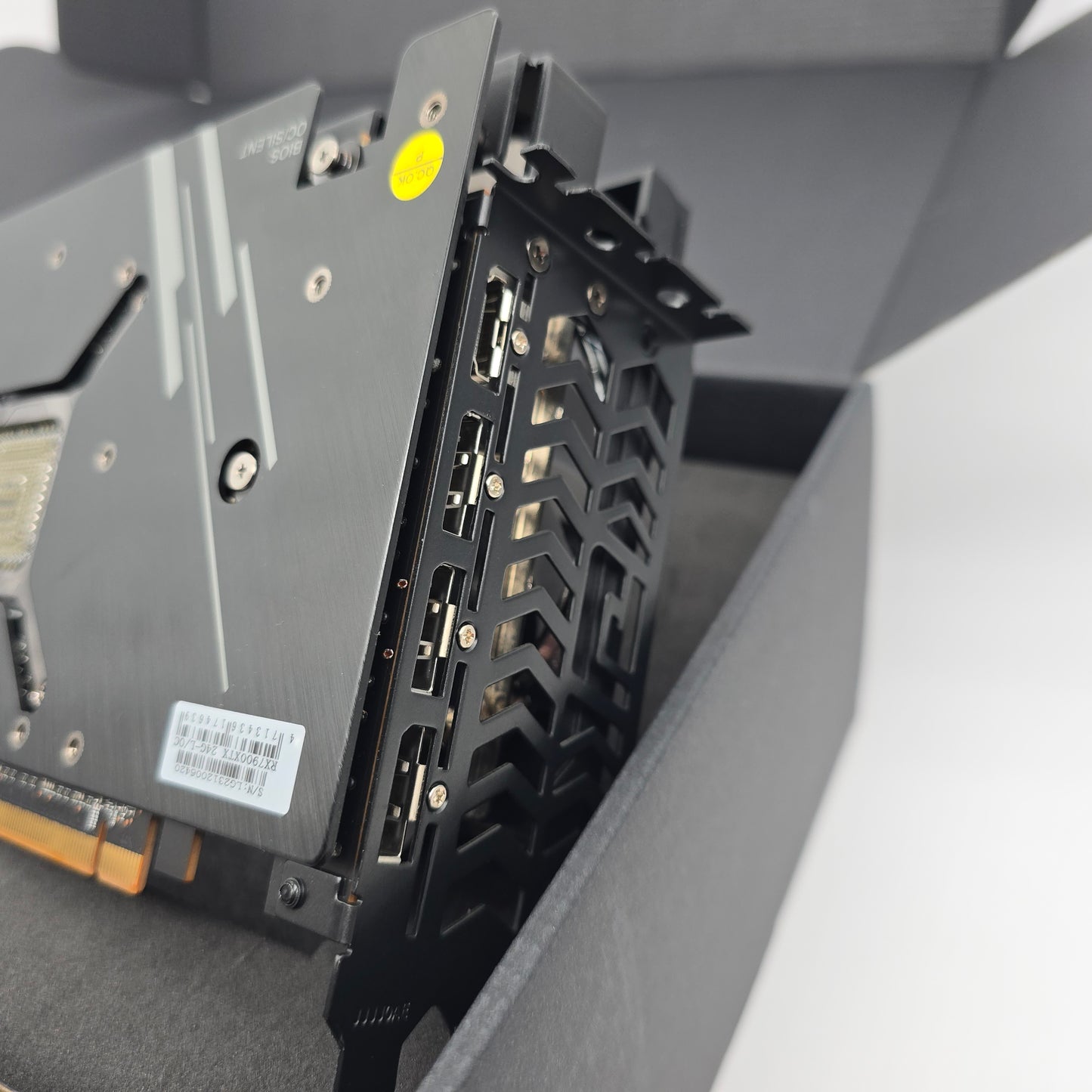 RX 7900XTX PowerColor Hellhound 24GB, AMD RADEON Gaming Graphics Card GPU