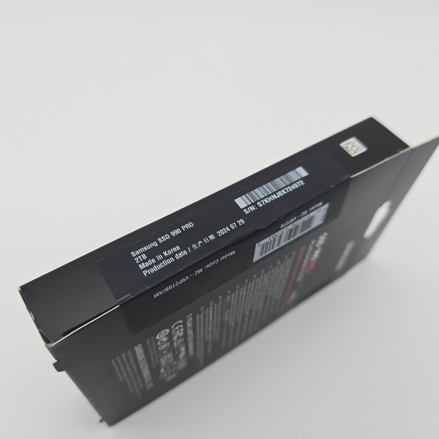 Samsung 990 Pro NVMe SSD 2TB, 7,450 MB/s PCIe Gen4, M.2 2280 Internal Solid State Hard Drive