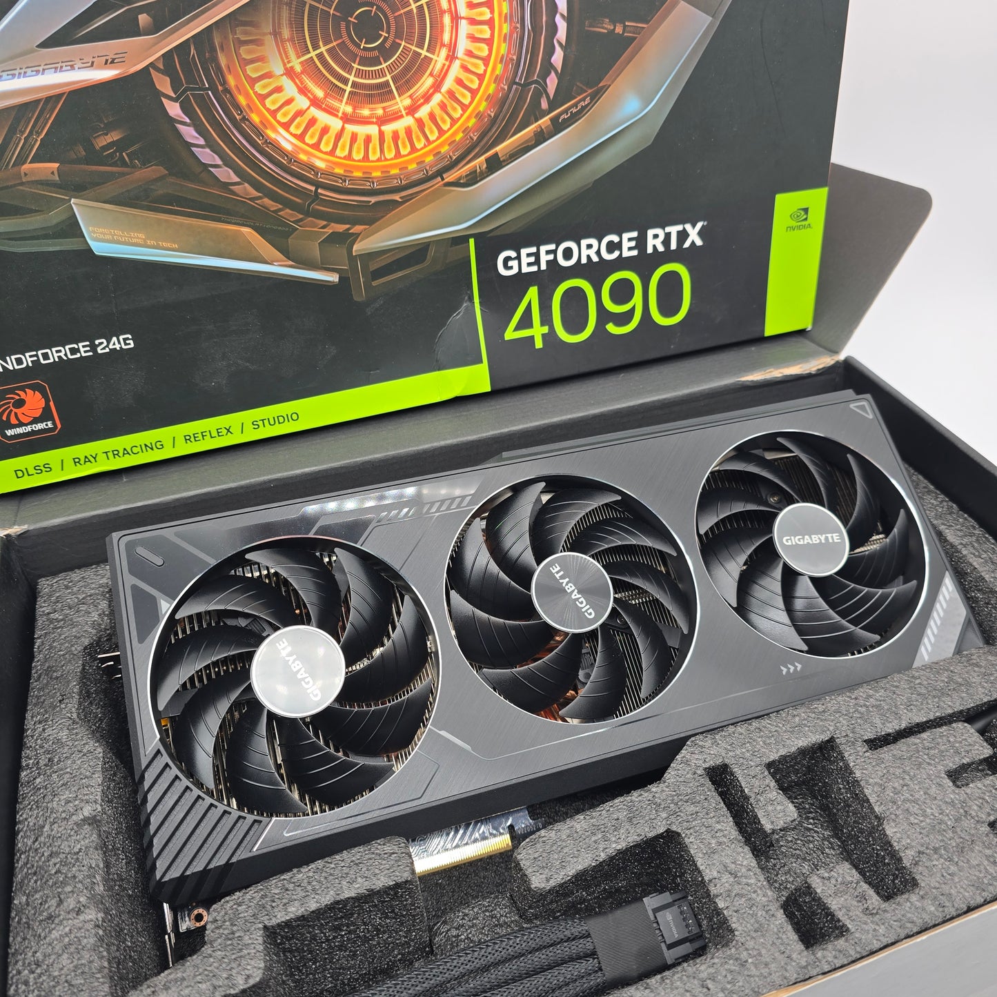 RTX 4090 Gigabyte Windforce OC 24GB, NVIDIA Gaming Graphics Card GPU