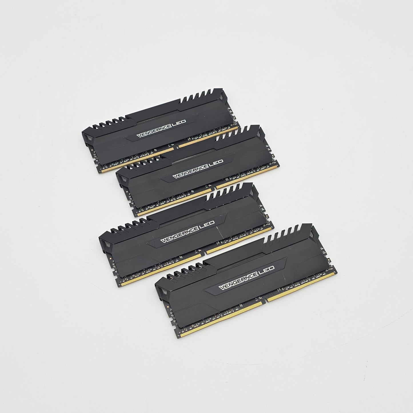 32GB Corsair Vengeance DDR4 RAM, 3000MHz, CL15-17-17-35 4x8GB Sticks Memory