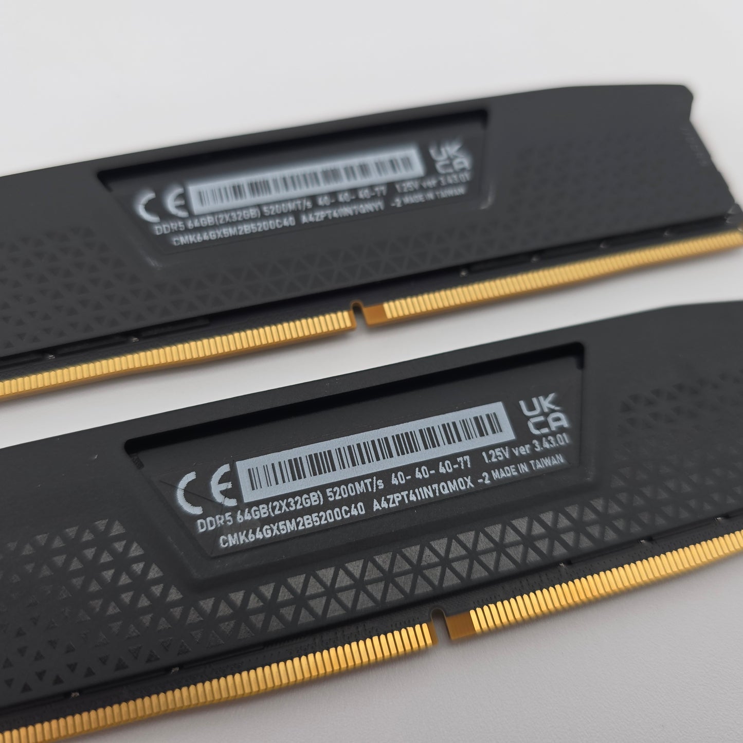 64GB DDR5 Corsair Vengeance 5200MHz, 2x32GB, CL-40-40-40-77