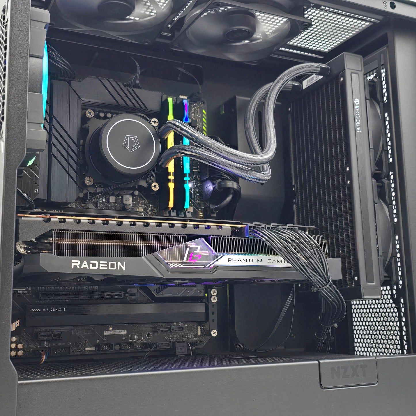 RX 7900XTX, Intel i9-11900KF, 32GB RAM, Custom Liquid Cooled Gaming PC