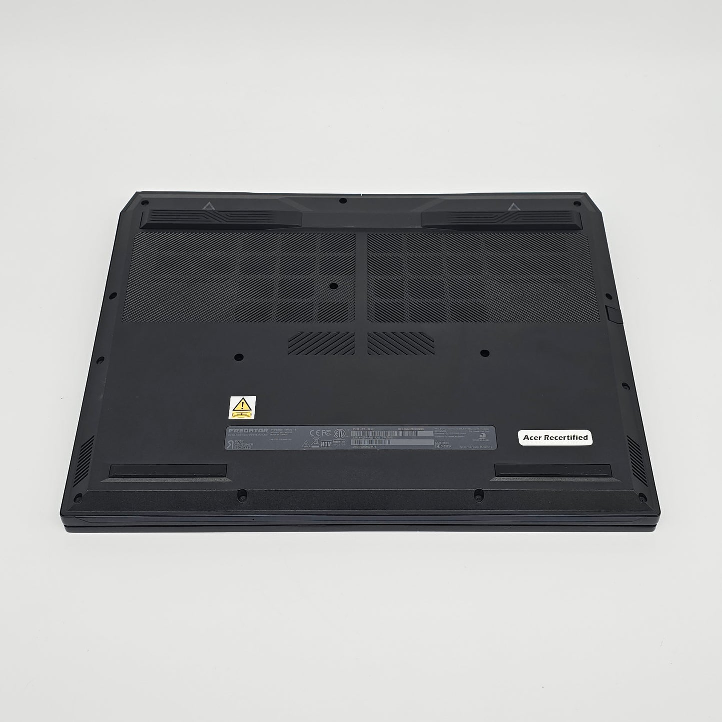 Acer Predator Helios 18 PH18-72, RTX 4090, Intel i9-14900HX, 32GB DDR5, 250Hz QHD+ Gaming Laptop