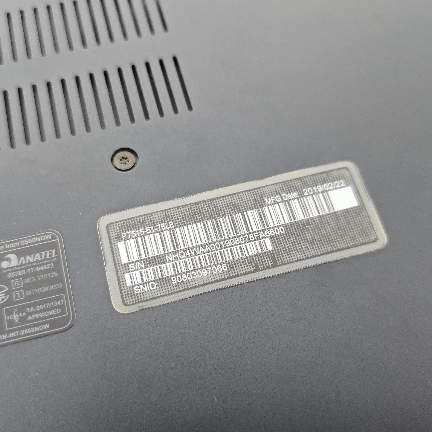 Acer Predator Triton 500, RTX 2080 Max-Q, Intel i7-8750H, 16GB RAM, 500GB SSD, 144Hz Gaming Laptop