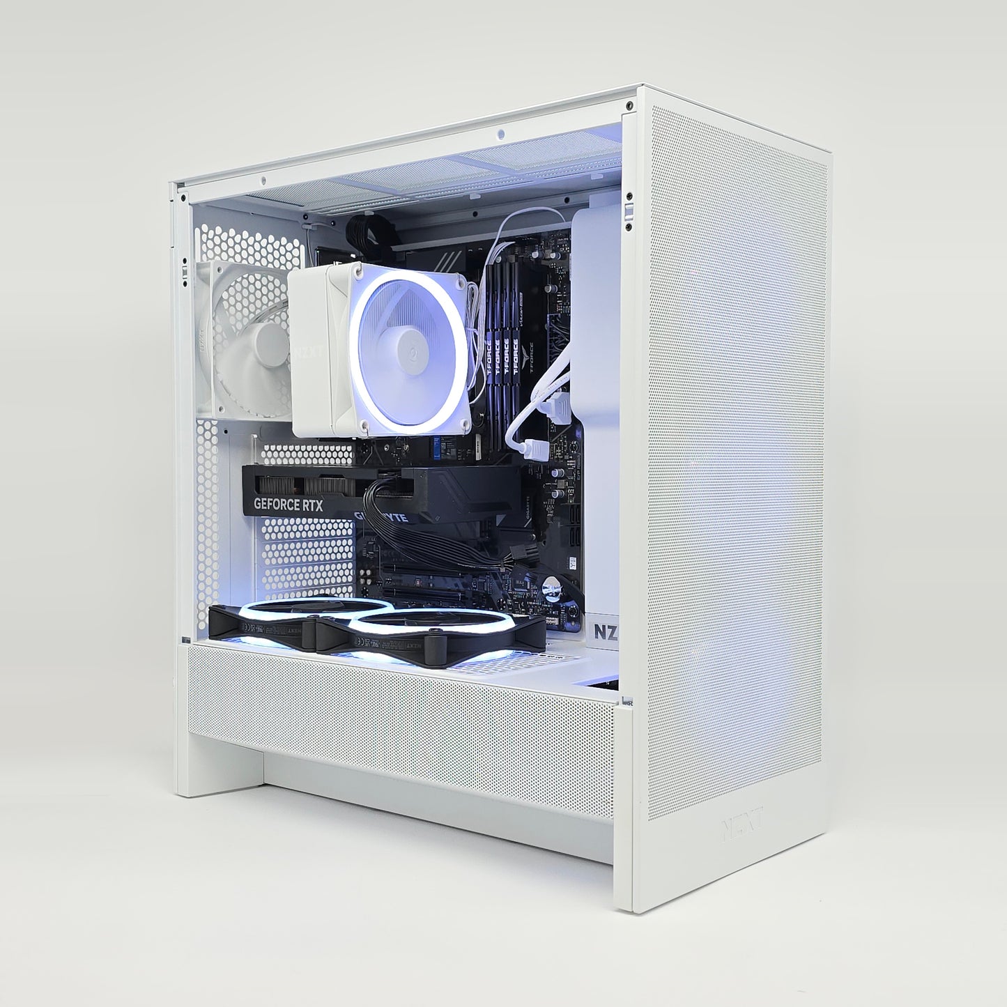 RTX 4060Ti, AMD Ryzen 5 7500F, 32GB DDR5, Custom White NZXT Gaming PC