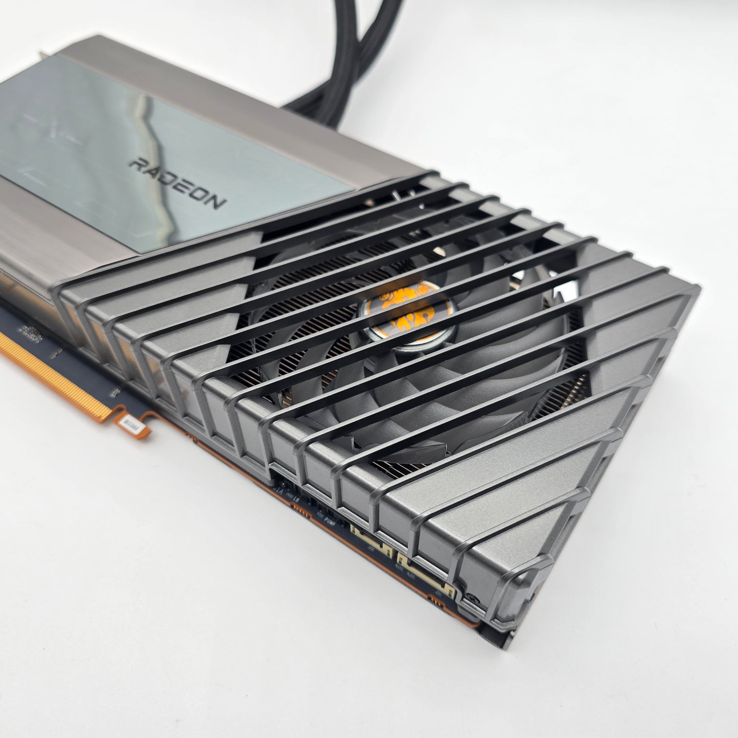 RX 6900XT Sapphire Toxic Liquid Cooled 16GB, AMD RADEON Gaming Graphics Card GPU