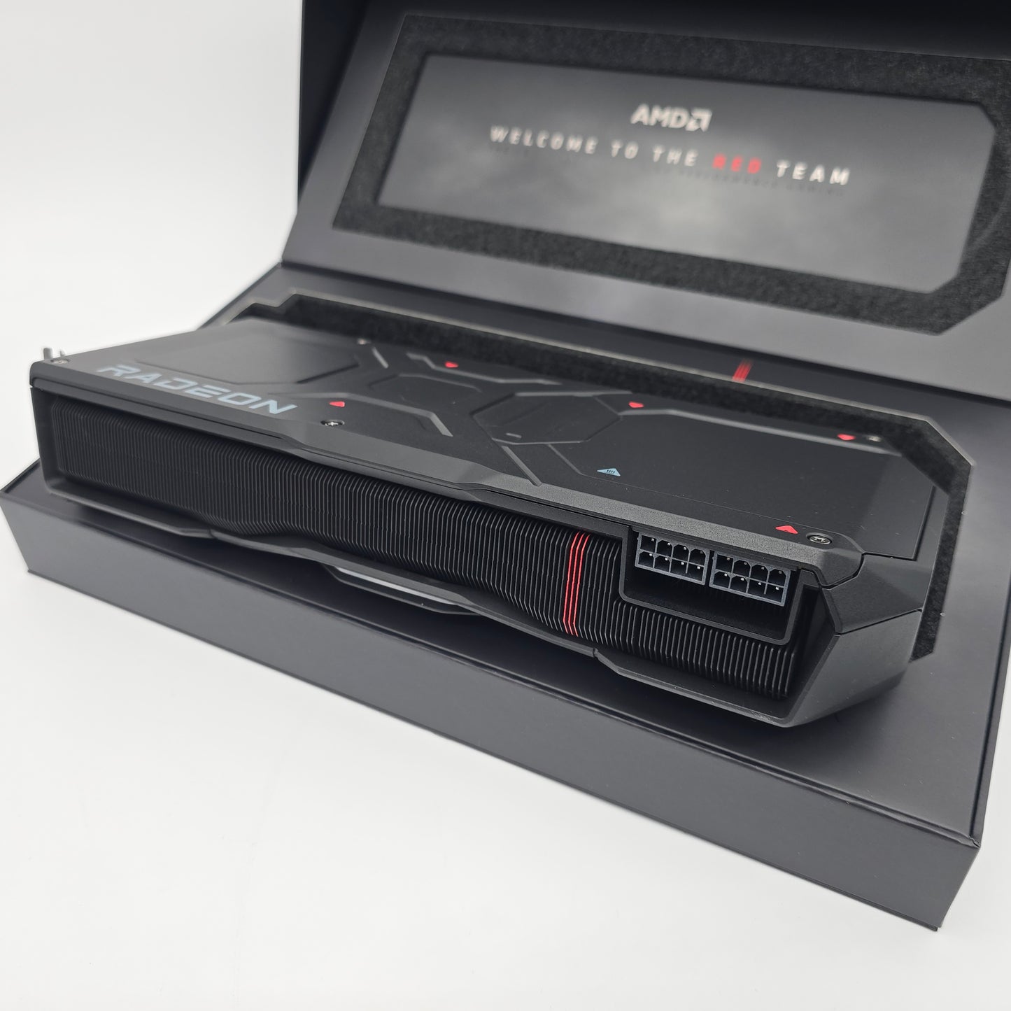 RX 7900XTX Reference Edition 24GB, AMD Radeon Gaming Graphics Card GPU