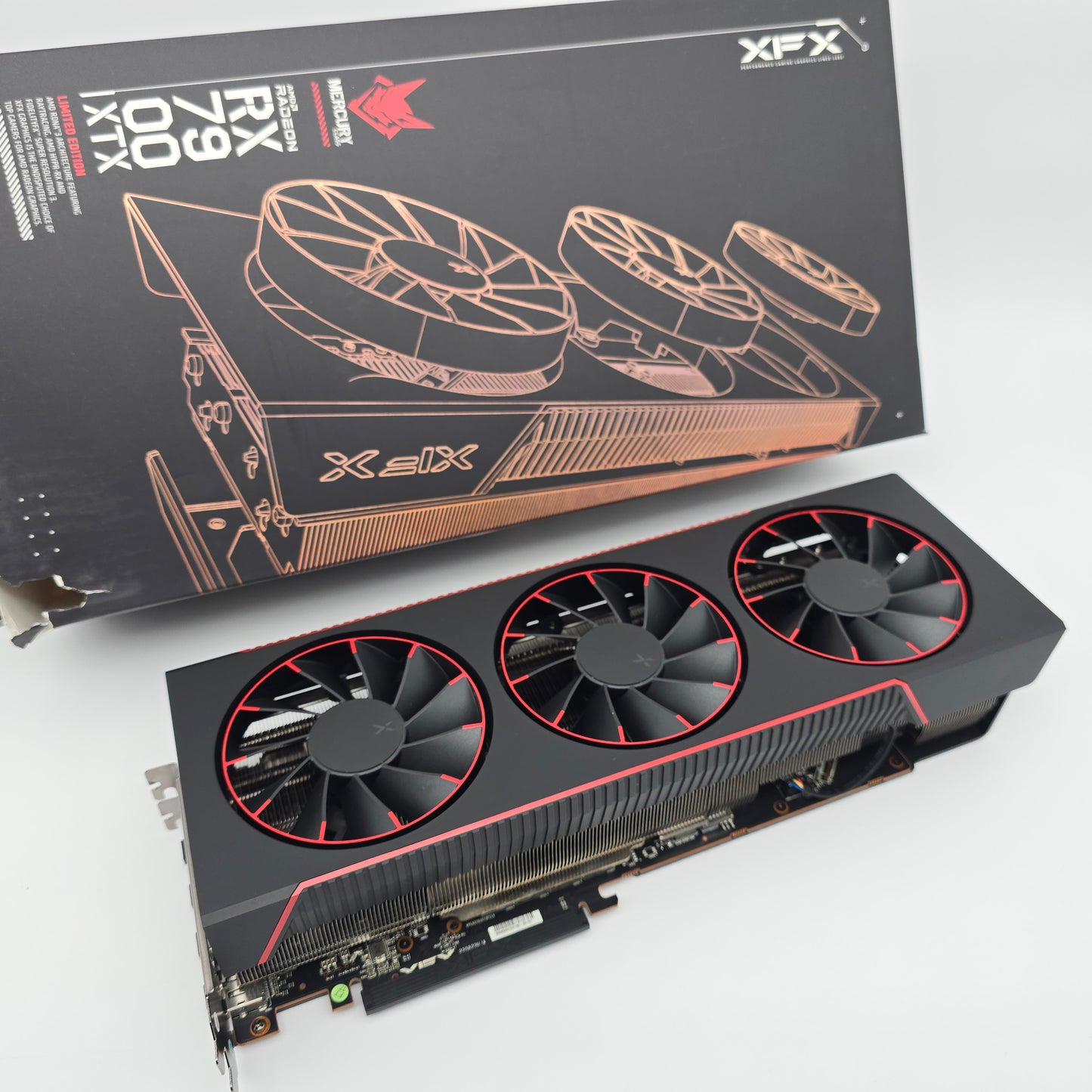 RX 7900XTX XFX Mercury Mag Air Limited Edition 24GB, AMD Gaming Graphics Card GPU
