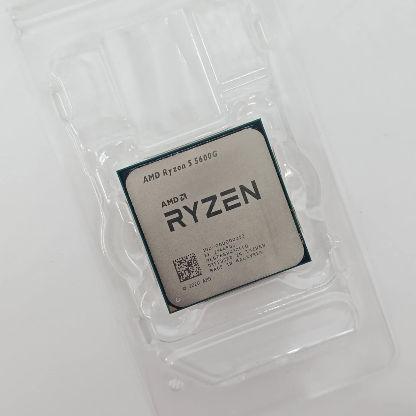AMD Ryzen 5 5600G Desktop Gaming Processor CPU with Integrated Graphics, Socket AM4