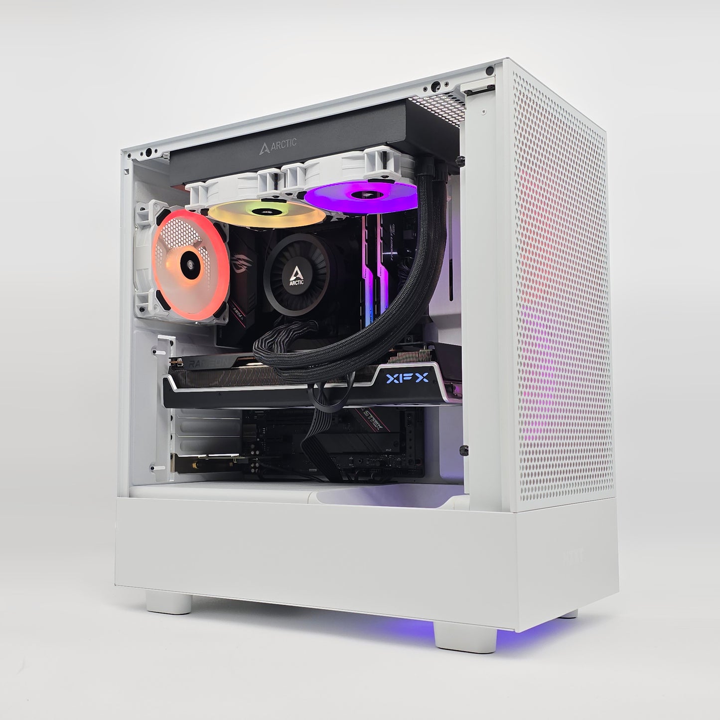 RX 7900 XT, Ryzen 7 5700X, 32GB RAM, 2TB Custom White Liquid Cooled Gaming PC