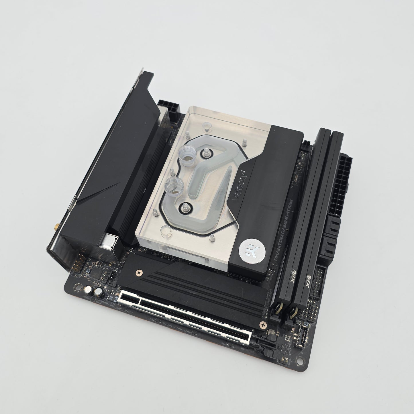 ASRock B550 Phantom Gaming ITX Gaming Motherboard, AMD Ryzen 5 5600X Processor CPU, XPG 16GB DDR4, EK Waterblock Combo