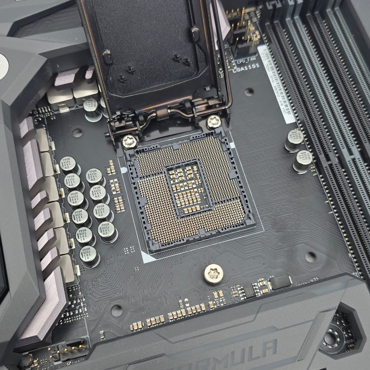 ASUS ROG MAXIMUS VIII FORMULA LGA 1151 Gaming Motherboard, Intel Socket