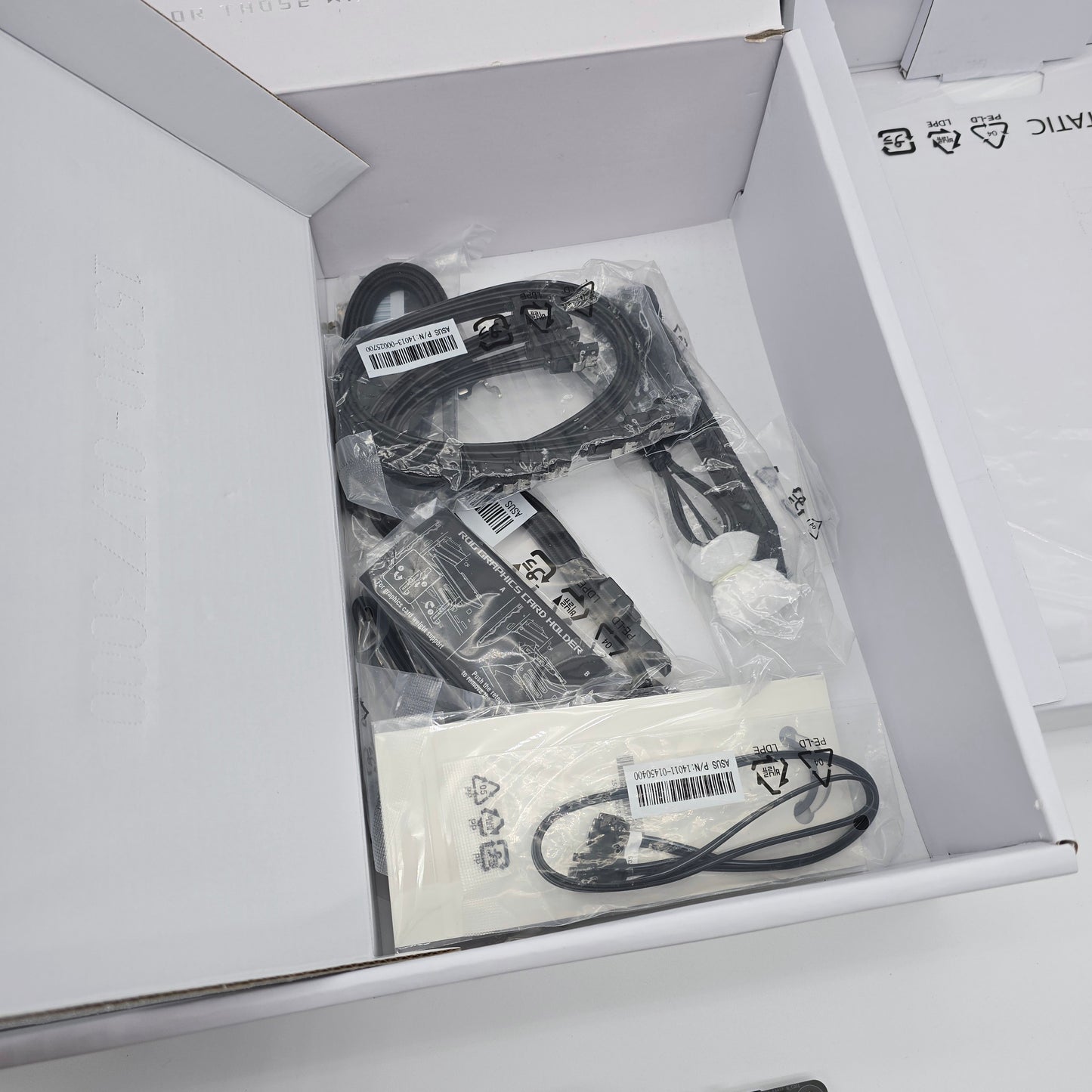 ASUS ROG MAXIMUS Formula Z690 DDR5, Intel Socket LGA 1700 Gaming Motherboard