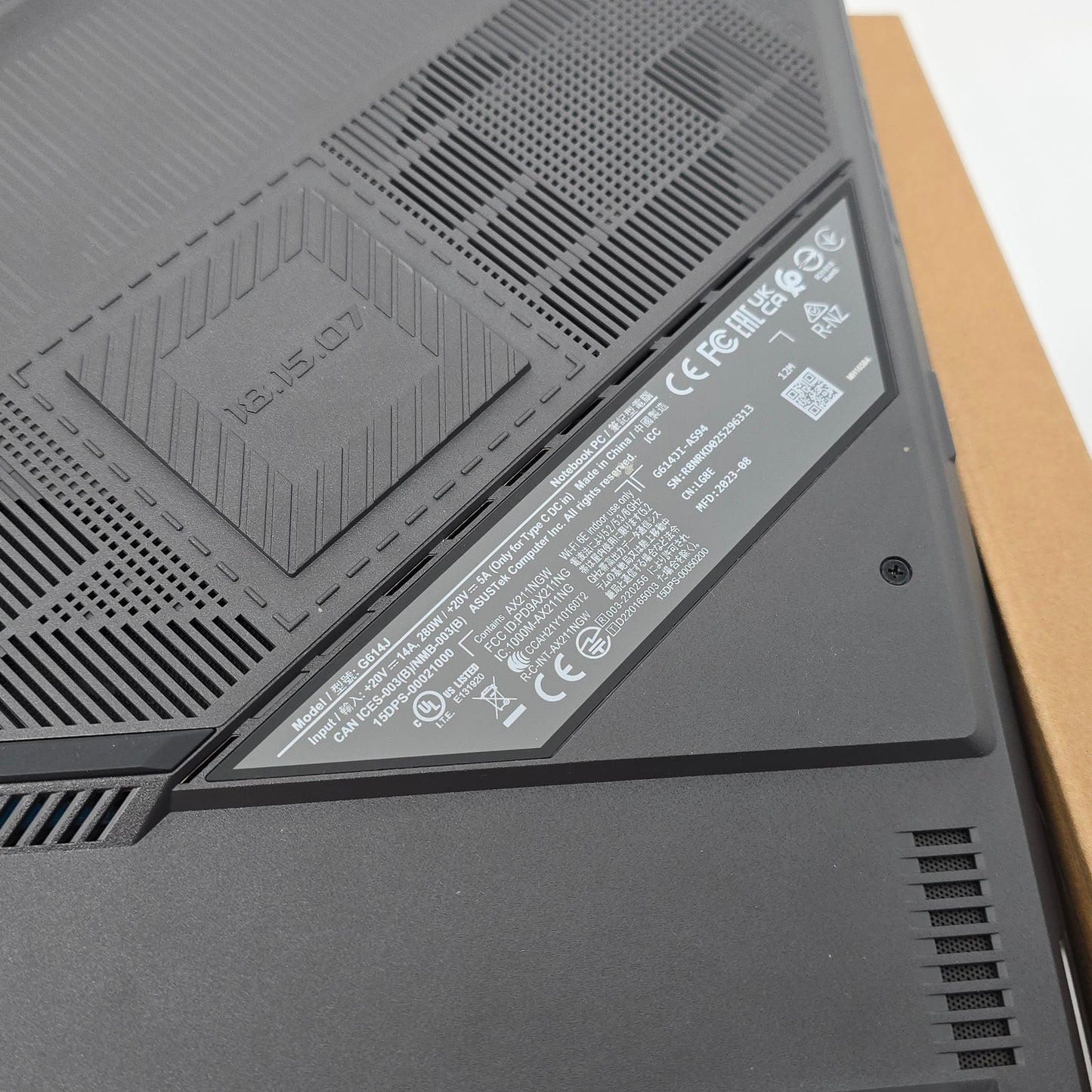 ASUS ROG STRIX G16, RTX 4070, Intel i9-13980HX, 64GB RAM, 4TB NVMe, 16" 165Hz Gaming Laptop