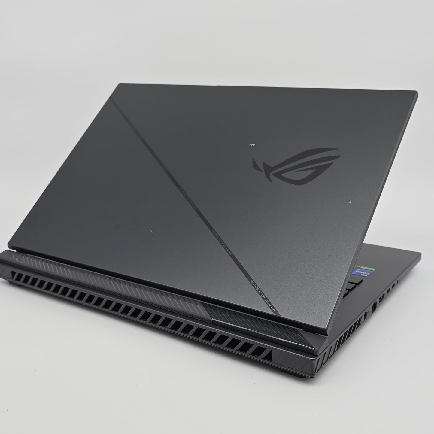 ASUS ROG STRIX G18 Gaming Laptop, Intel i9-14900HX, RTX 4070, 32GB DDR5, 1TB, 240Hz QHD+