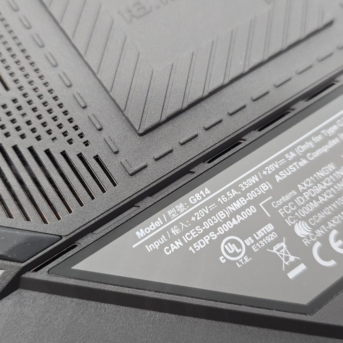 ASUS ROG STRIX G18, RTX 4080, Intel i9-13980HX, 64GB DDR5, 5TB NVMe, 240Hz QHD+ 18" Gaming Laptop