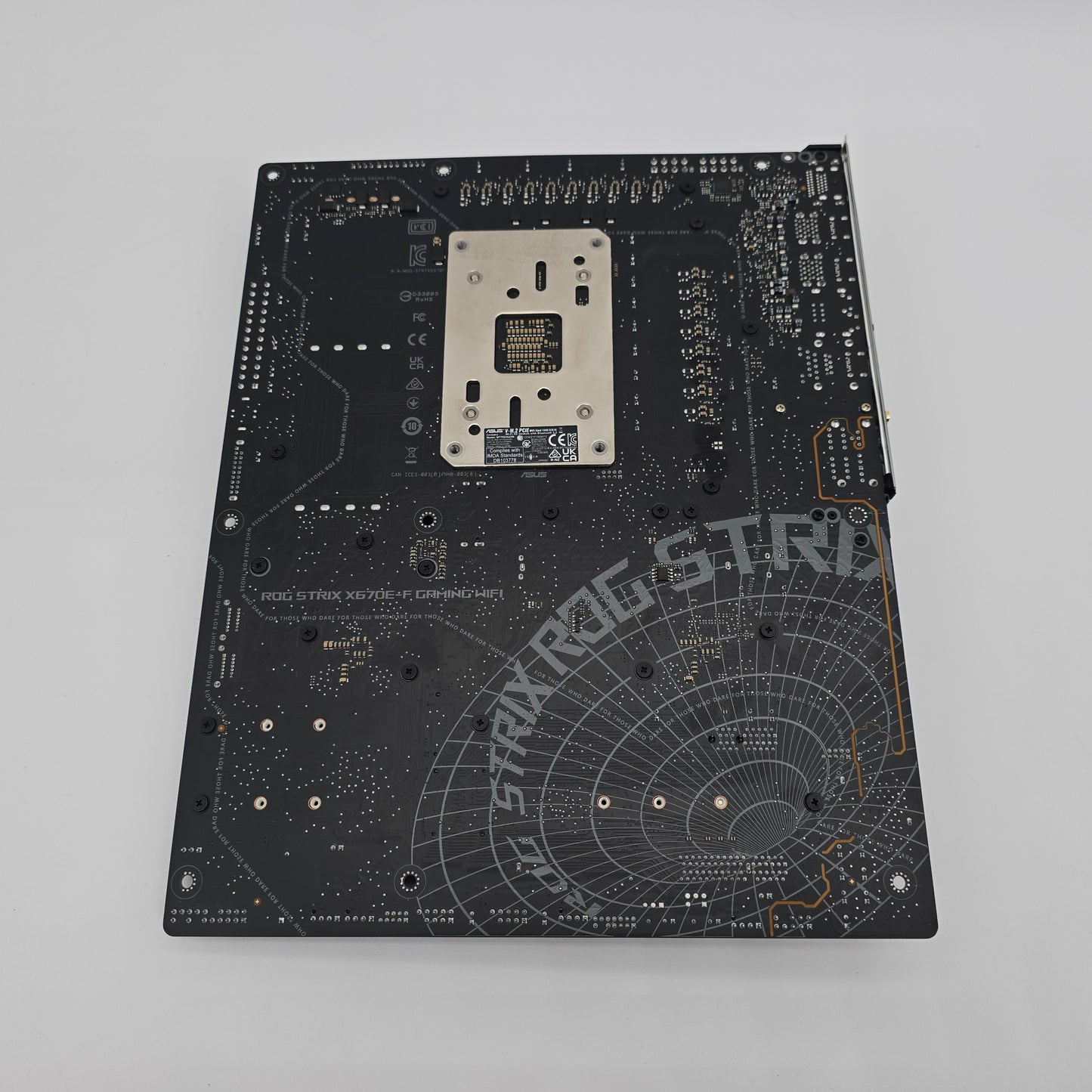 ASUS ROG STRIX X670E-F Gaming WiFi, AMD Socket AM5 Gaming Motherboard