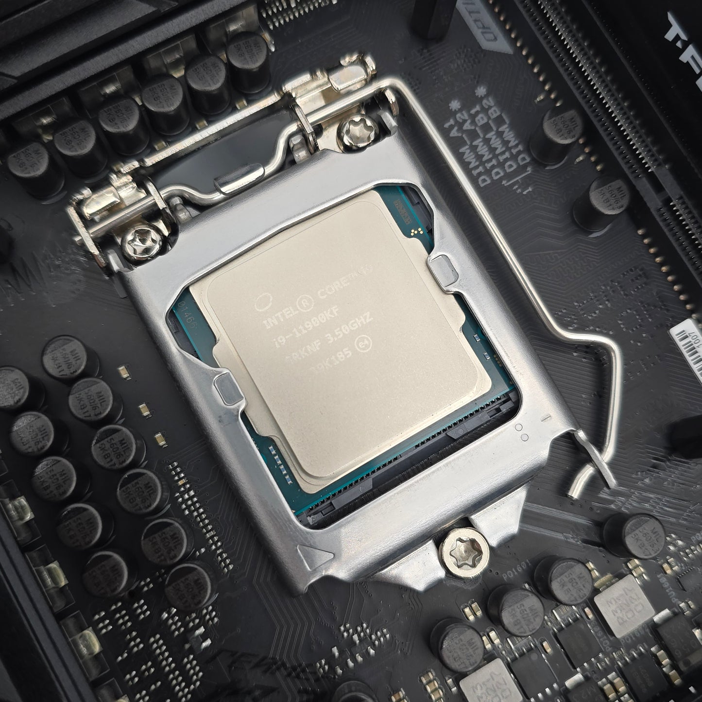 ASUS ROG STRIX Z590-E, Intel i9-11900KF, 32GB DDR4, Gaming Motherboard+CPU+RAM Combo