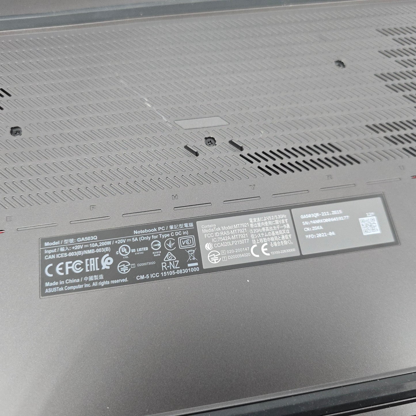 ASUS ROG Zephyrus G15, Ryzen 9 5900HS, RTX 3070, QHD 165Hz 15.6" Gaming Laptop