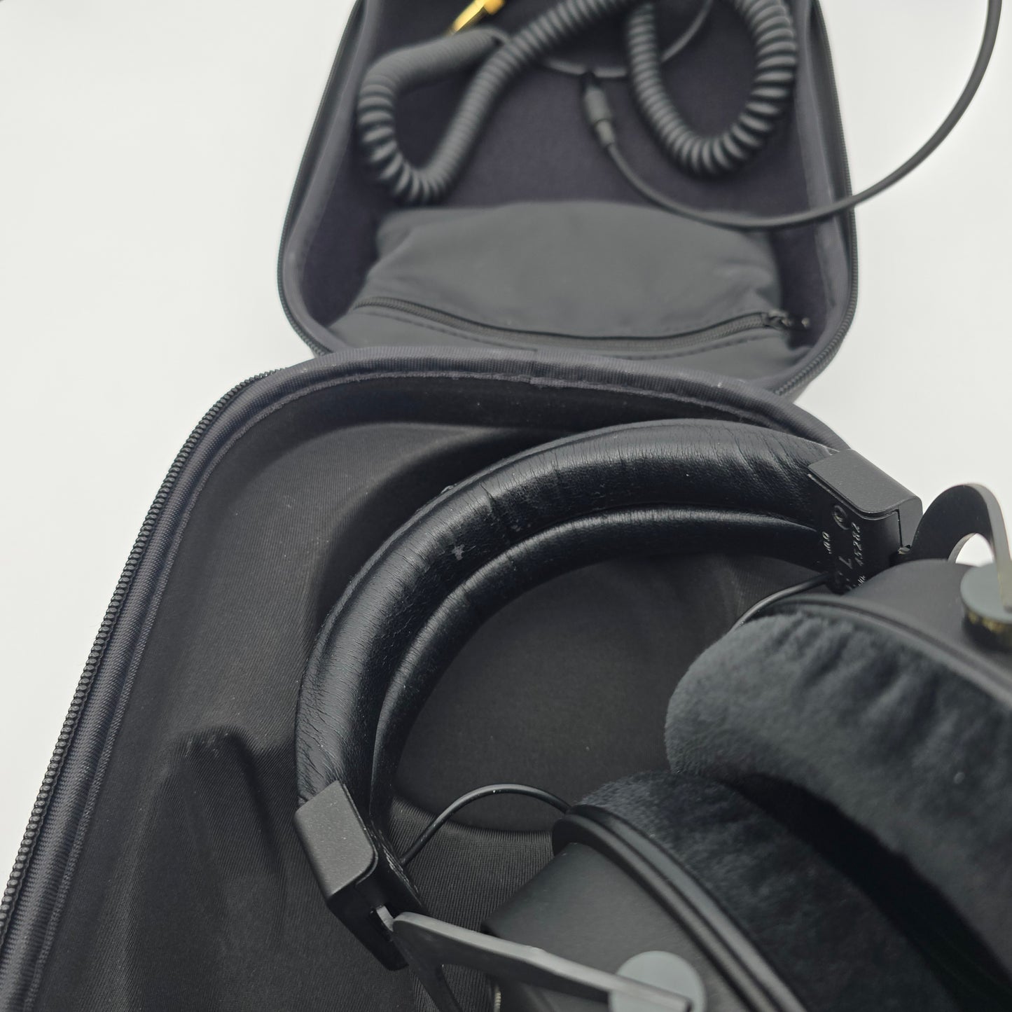 Beyerdynamic DT 1990 Pro Hi-Fi Audiophile Headphones, 250 OHM Open Back, DT1990 Pro