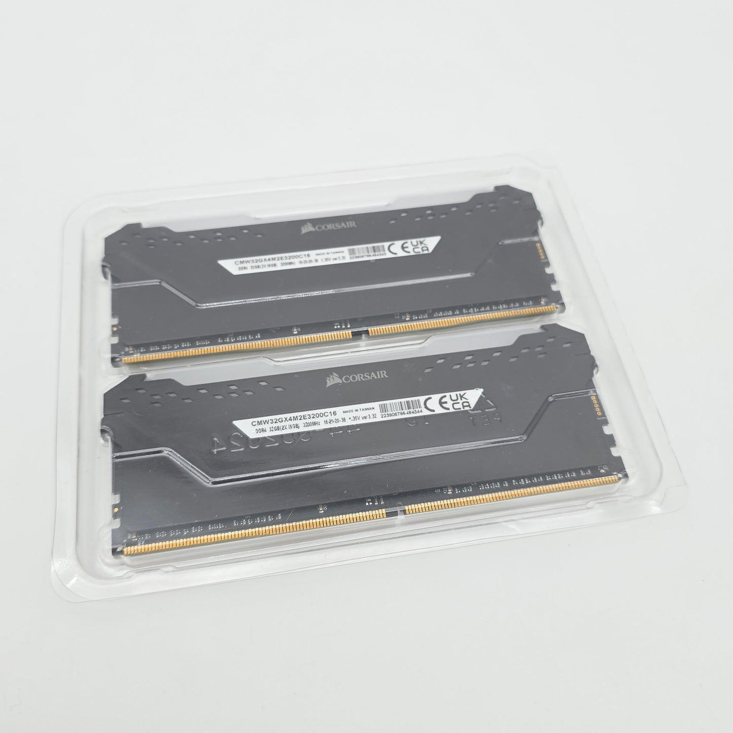 Corsair Vengeance RGB Pro 32GB DDR4, 3200MHz, CL16-20-20-38, Desktop Gaming Memory RAM