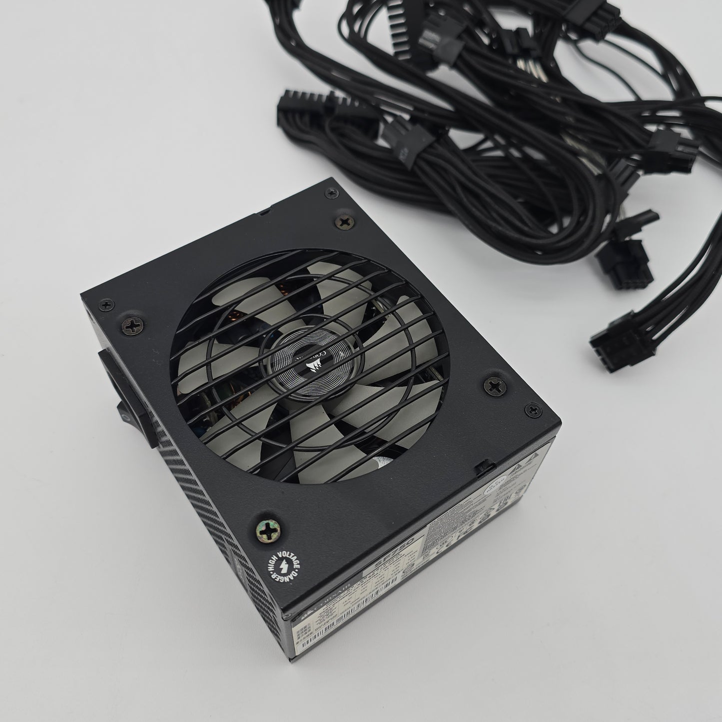 Corsair SF750 SFX Power Supply, 80+ Platinum Fully Modular Gaming PSU