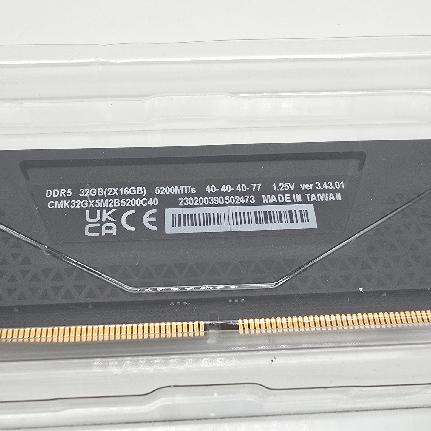 Corsair Vengeance 32GB DDR5, 5200MHz, CL40-40-40-77, Gaming Desktop Memory RAM (2x16GB)