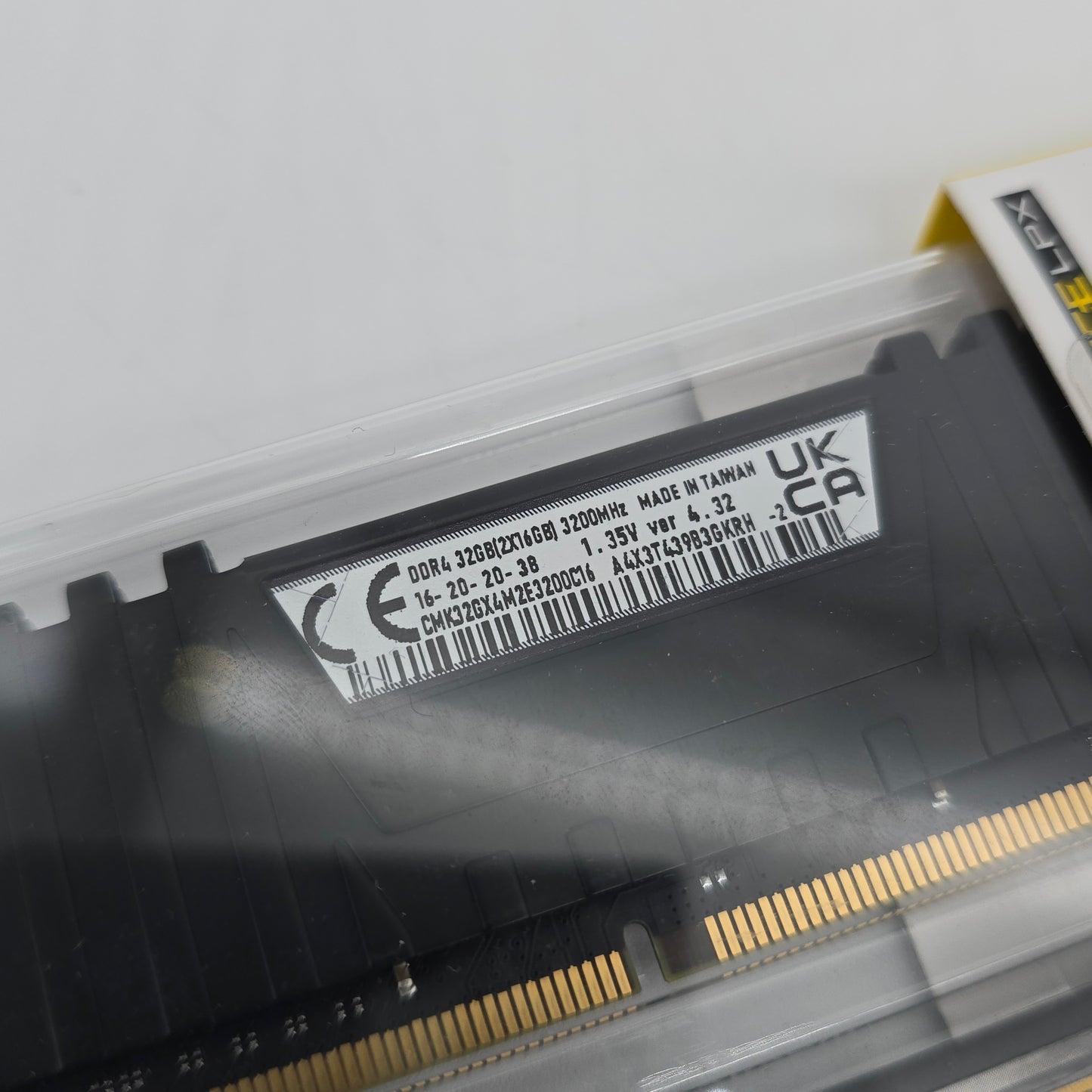 Corsair Vengeance LPX 32GB DDR4 RAM, 2x16GB, CL16-20-20-38 Memory