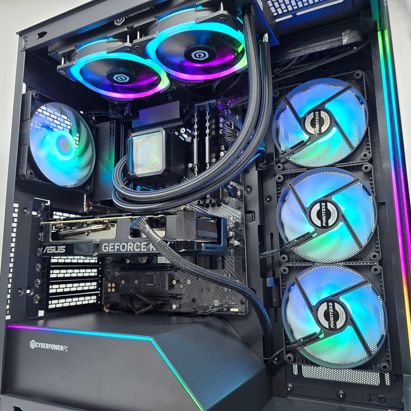 RTX 4070 Super, Intel i7-14700KF, 32GB DDR5, 2TB NVMe, CyberPowerPC Prebuilt Gaming Desktop PC