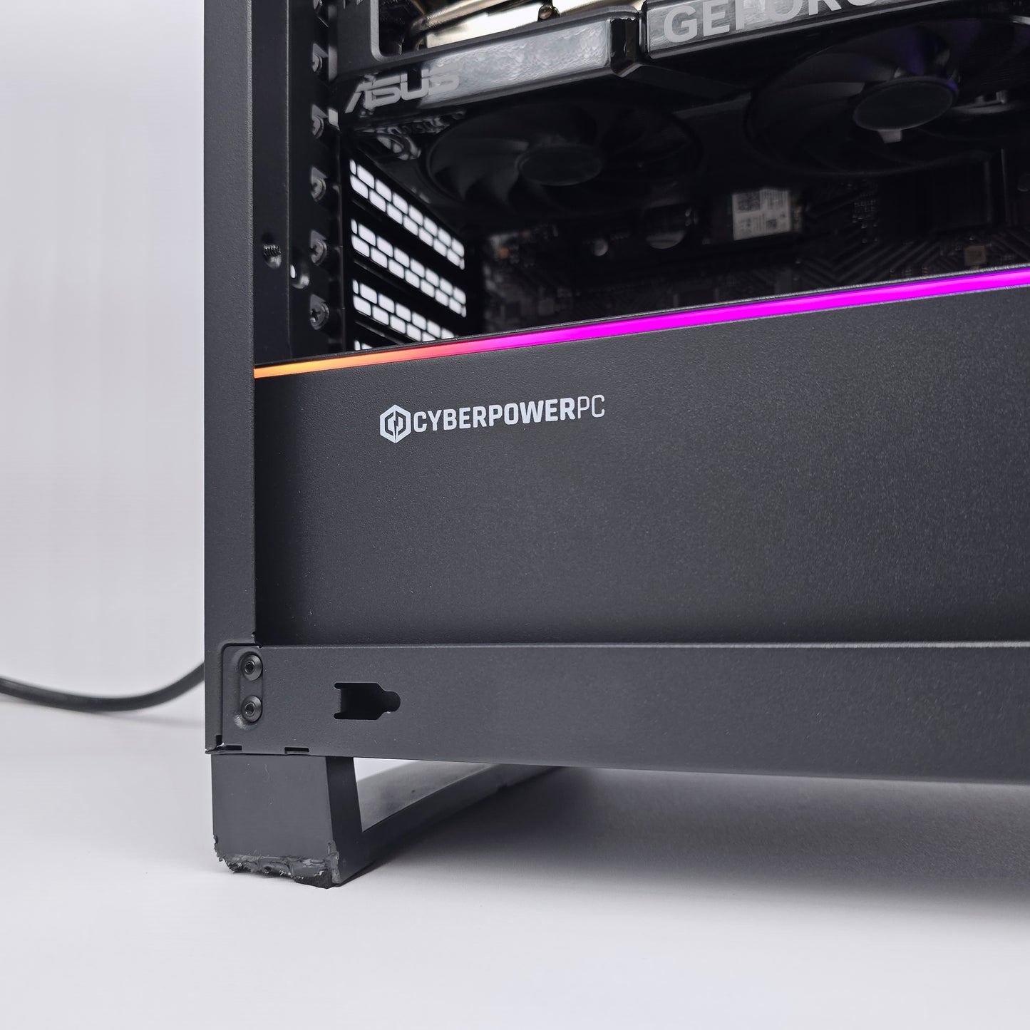 RTX 4070 Super, Intel i7-14700KF, 32GB DDR5, 2TB NVMe, CyberPowerPC Prebuilt Gaming Desktop PC