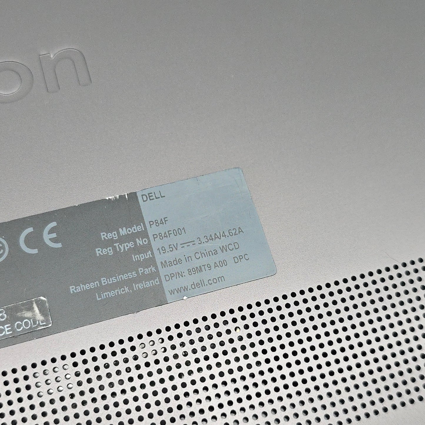 Dell Inspiron 7590 2-in-1 Laptop, NVIDIA MX250, Intel i7-8565U, 16GB RAM, 4K Multi Touch UHD