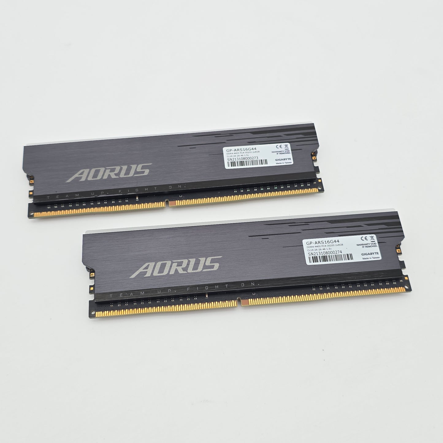 Gigabyte Aorus 16GB DDR4, 4400MHz, CL19-26-26-46, Desktop Gaming Memory RAM (2x8GB)