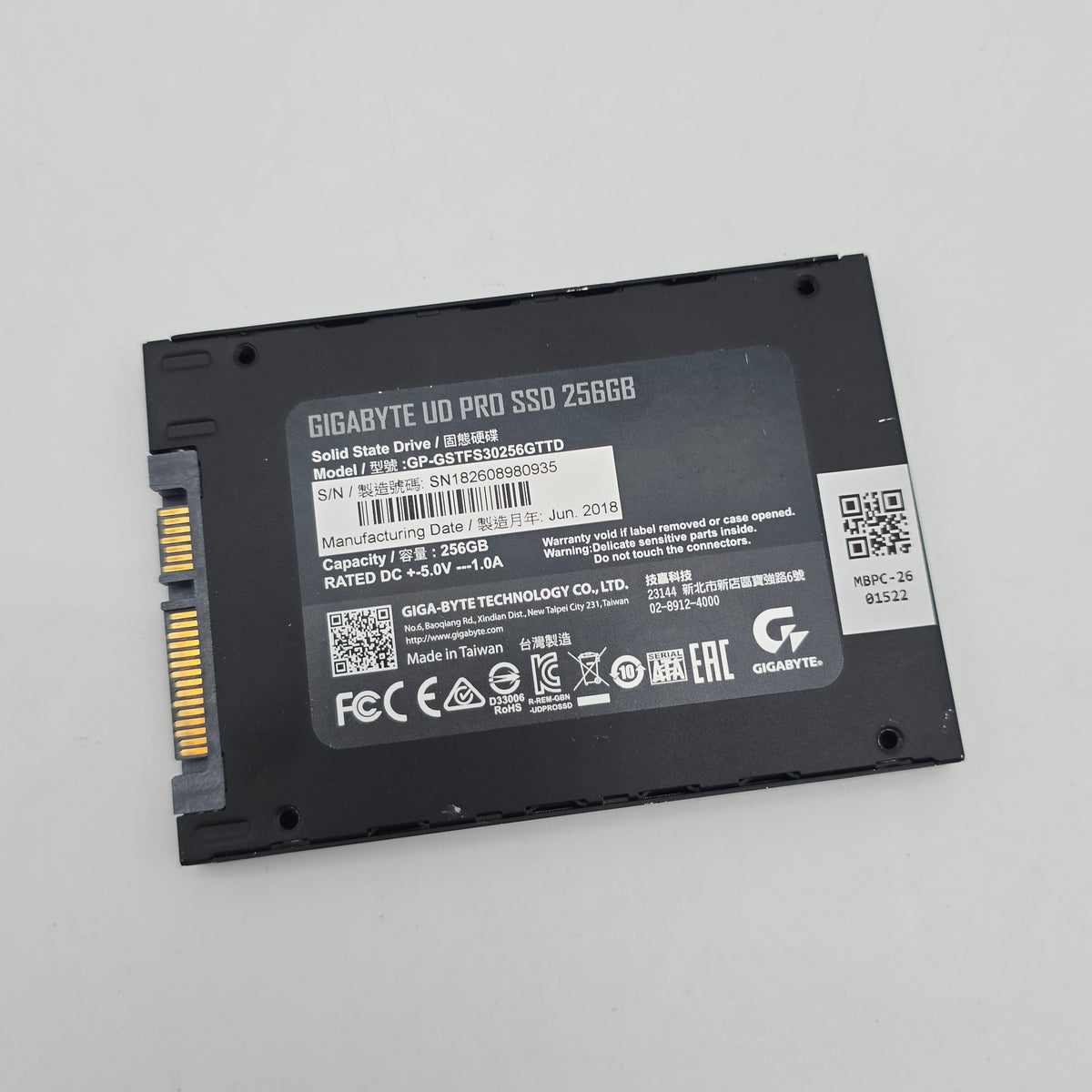 Gigabyte UD Pro 256GB SATA 2.5" SSD, Internal Gaming Solid State Drive Storage