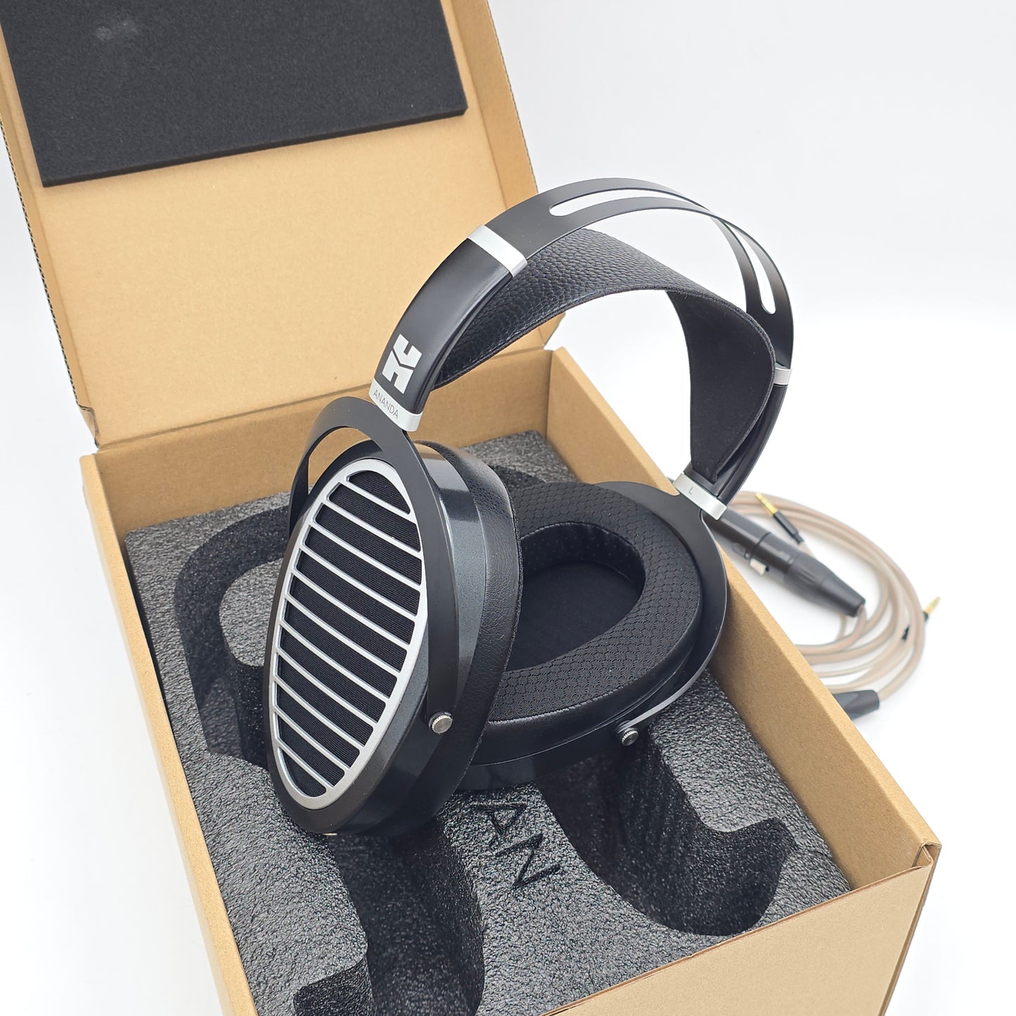 HIFIMAN Ananda Headphones, Hi-Fi Audiophile Open Back Planar Headphones,