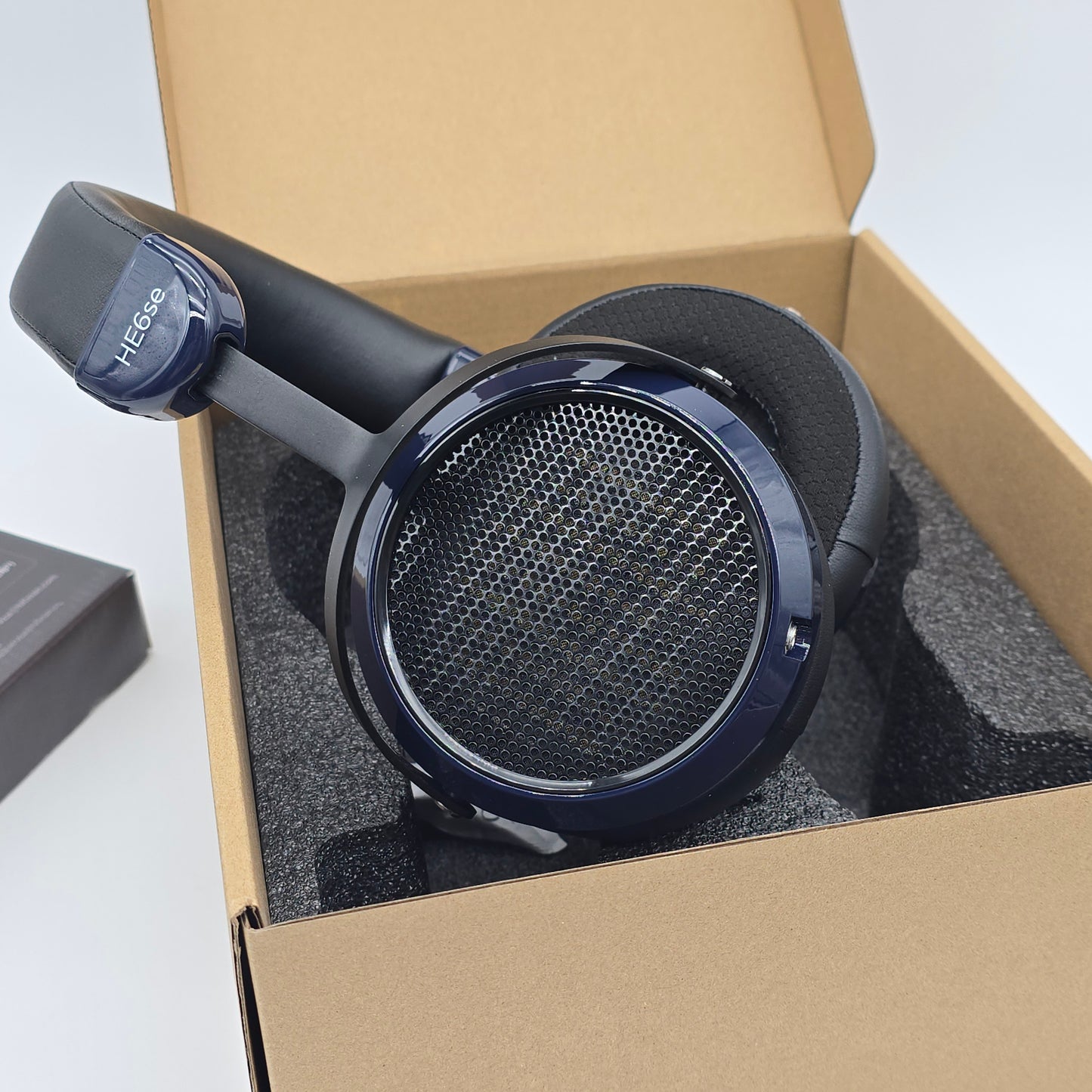Hifiman HE6se V2 Premium Audiophile Headphones, Planar Magnetic Open Back, Blue