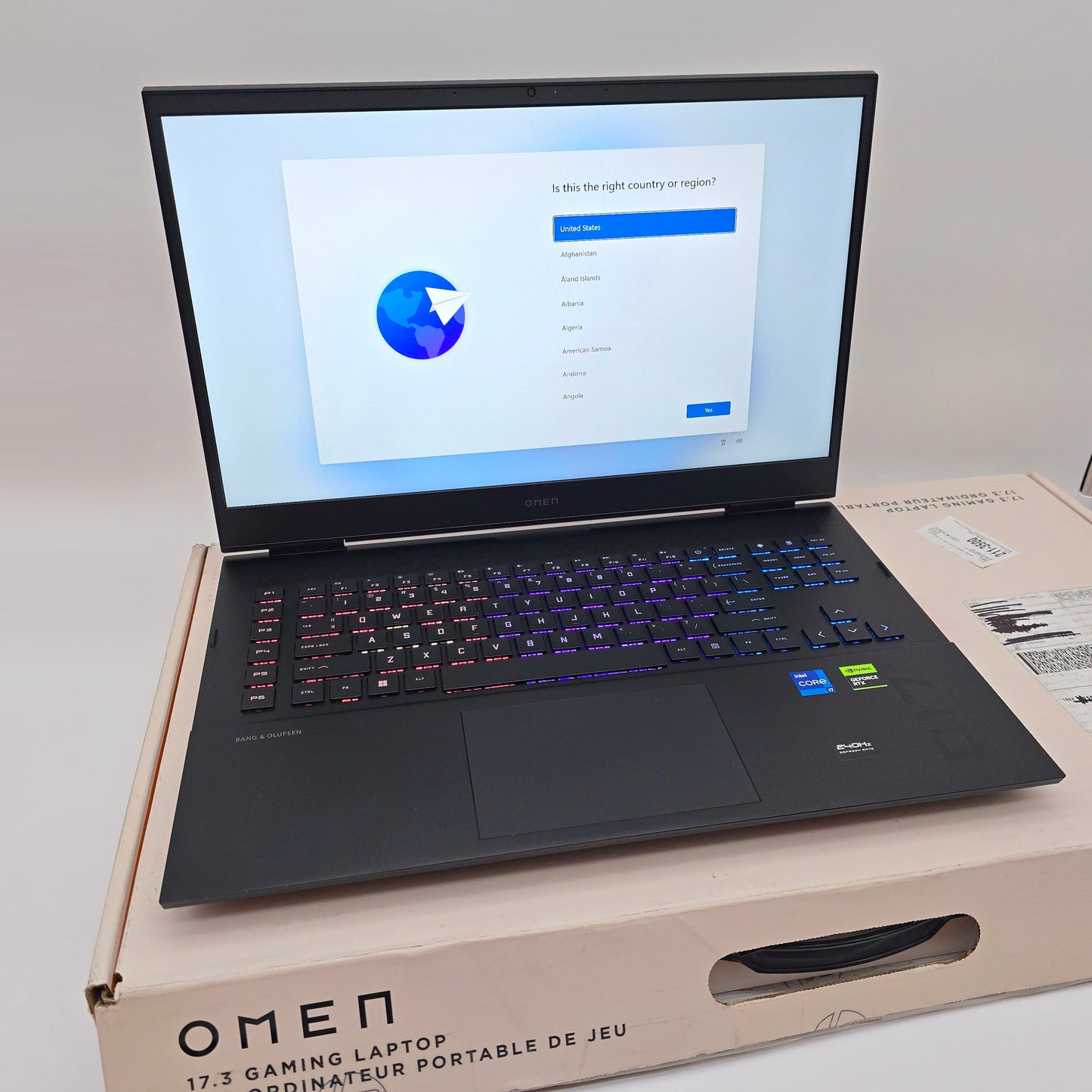 HP Omen 17 Gaming Laptop, RTX 4080, Intel i7-13700HX, 32GB DDR5, 17" 240Hz QHD