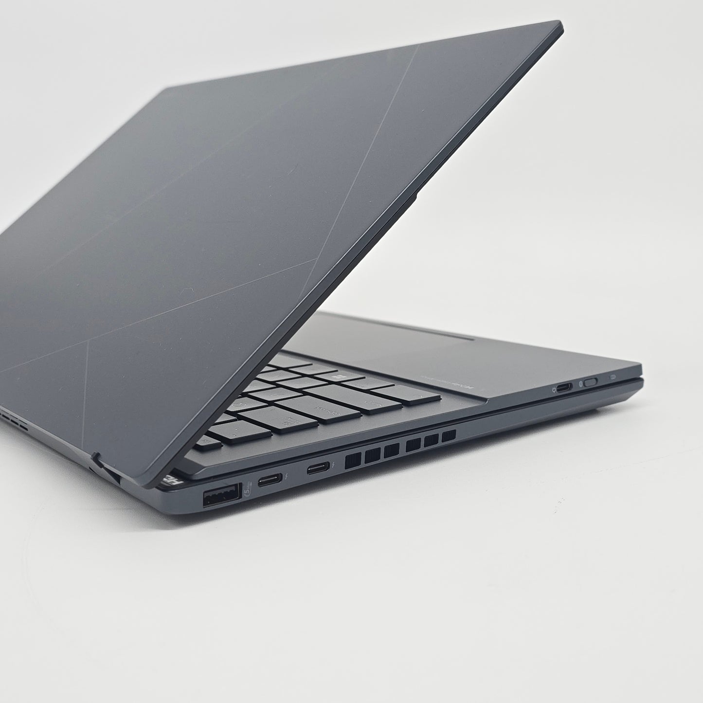 ASUS Zenbook Duo 2024 Laptop, Intel Ultra 7 155H, 16GB DDR5, 2x OLED Touch WUXGA 14" Screens