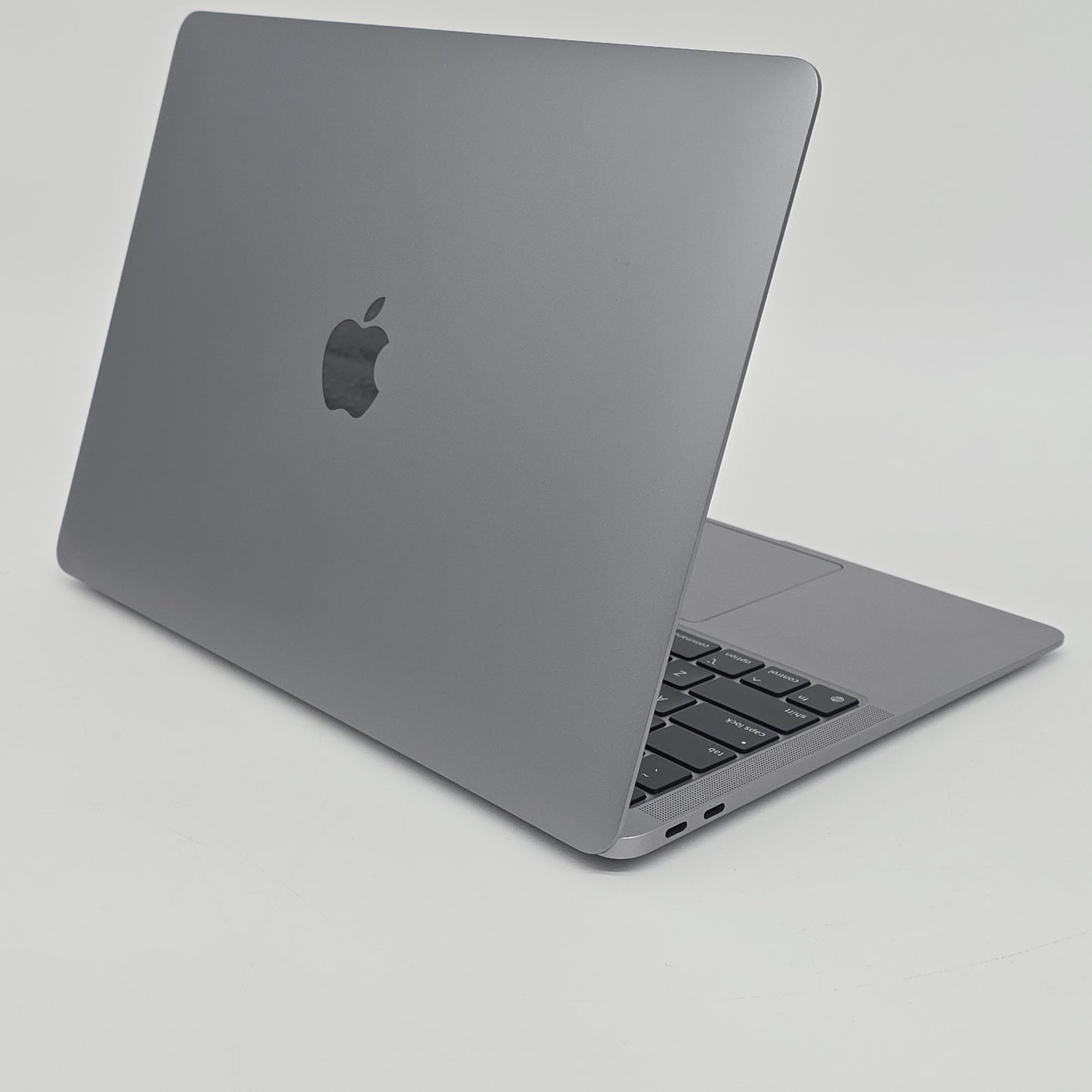 Macbook Air Apple M1 Chip, 256GB SSD, 8GB RAM, TouchID, Like New, 2 Battery Cycles