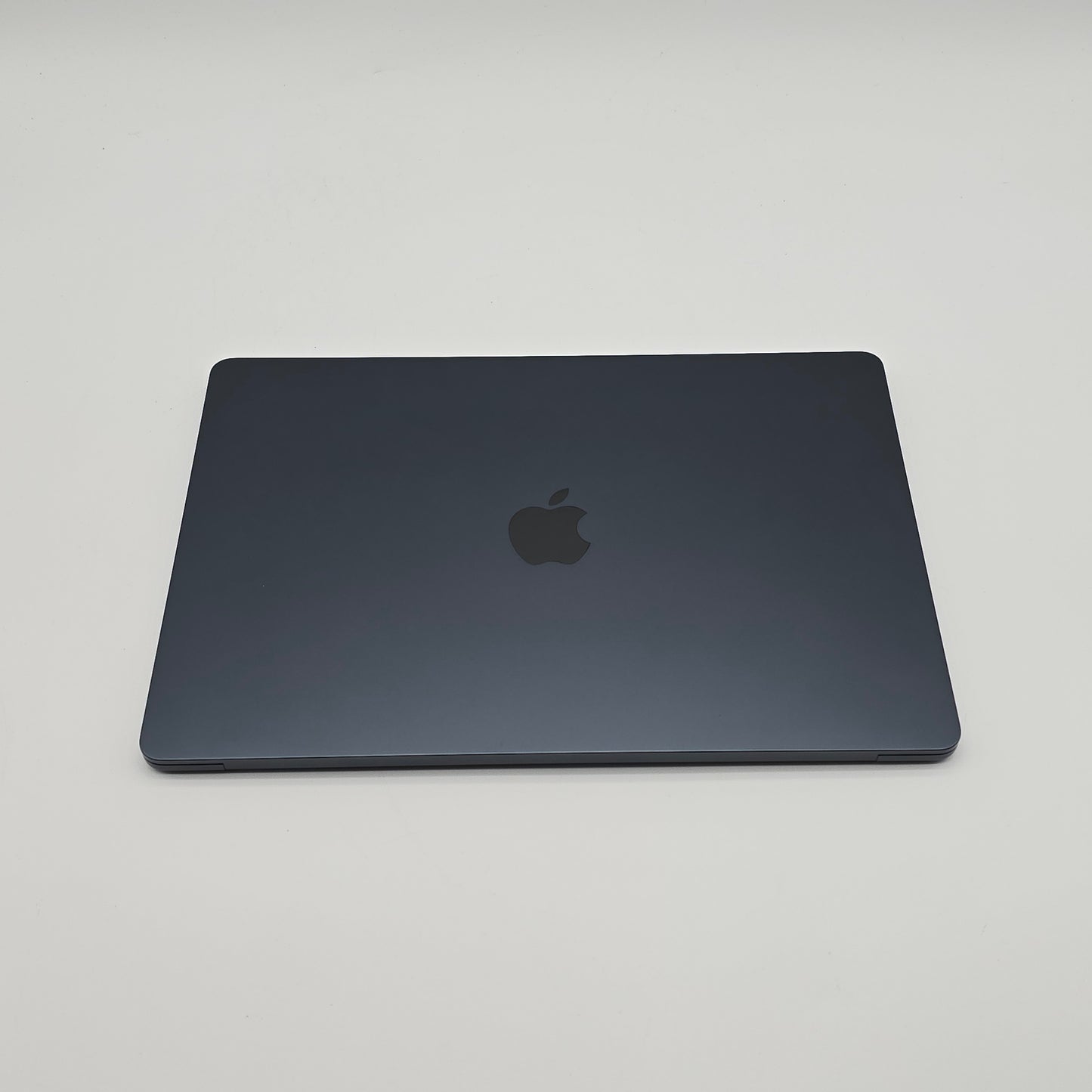 Macbook Air M3 15", 8GB RAM, 256GB, Midnight Blue Laptop