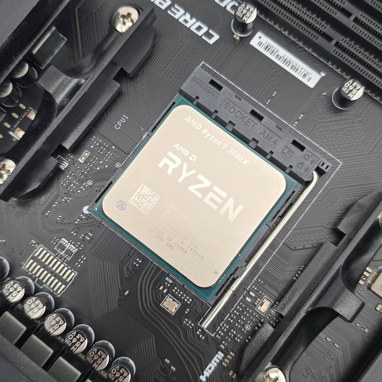 MSI B450 Gaming Pro Carbon AC Motherboard + AMD Ryzen 7 3700X Gaming Processor Combo